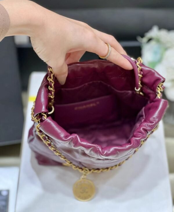 Bolsa Chanel 22 burdeos