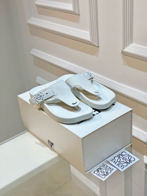 Sandalias Loewe de cuero réplica perfecta - Imagen 5