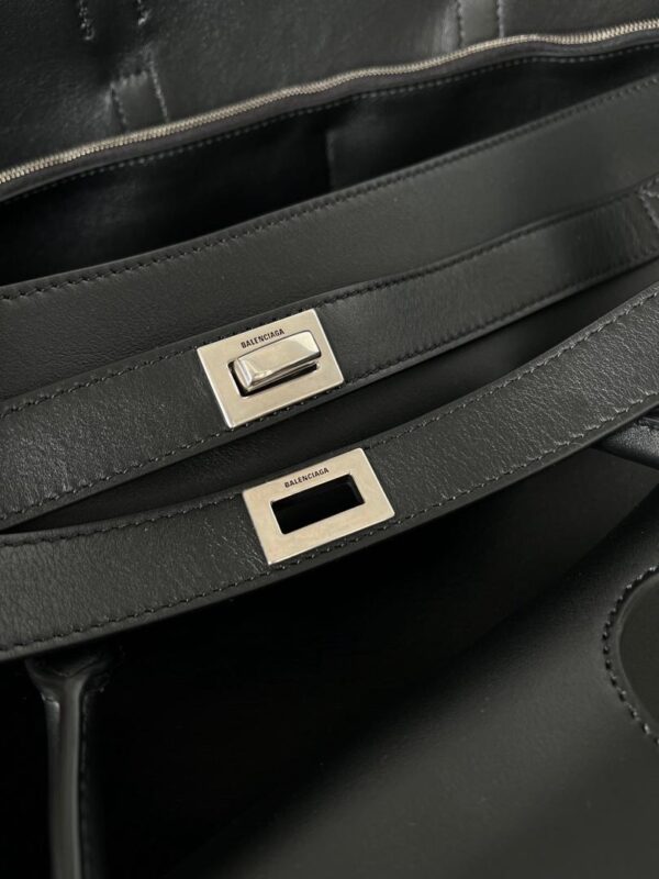 Bolso Balenciaga réplica 1:1 - Imagen 7