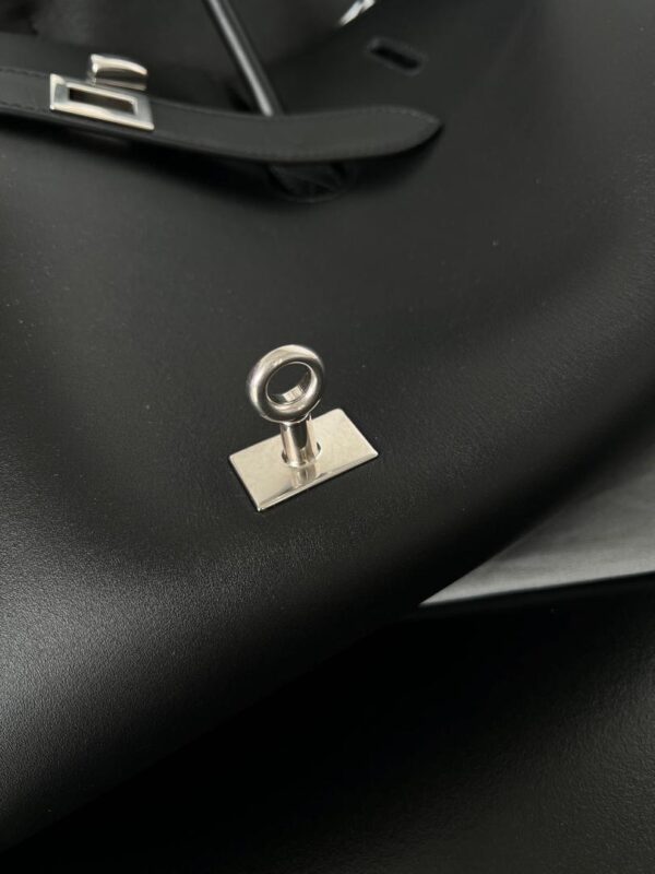 Bolso Balenciaga réplica 1:1 - Imagen 8