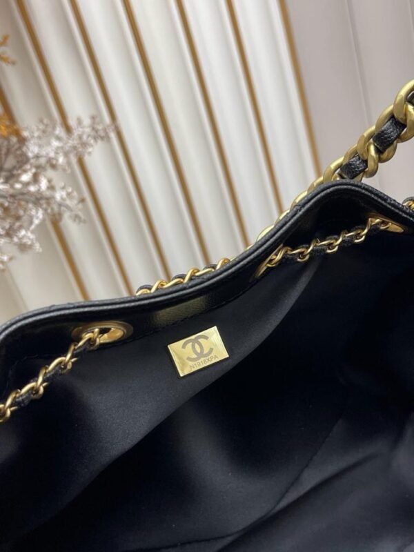 b6d78472-a5b1-403d-8c0c-1dc397227122 Bolso Chanel 25 réplica 1:1