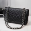 e71a1c68-0d31-49c6-b3d7-bf626e13f215 Bolso Chanel classique réplica