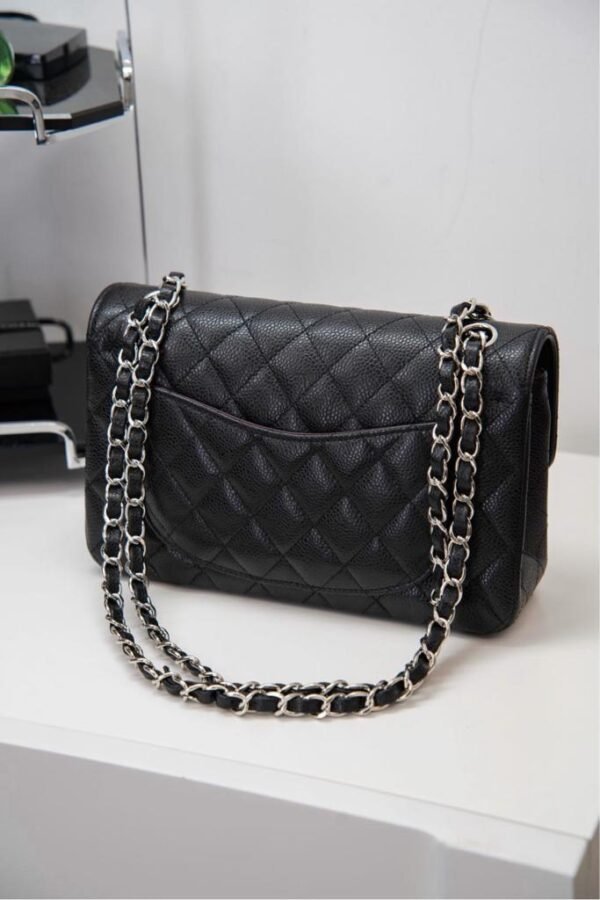 e71a1c68-0d31-49c6-b3d7-bf626e13f215 Bolso Chanel classique réplica