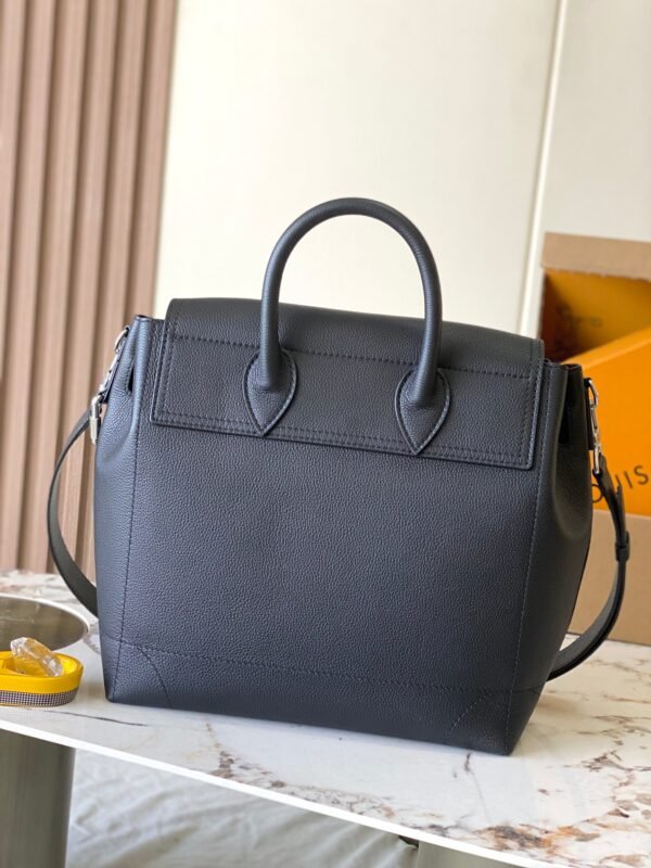 IMG_7304 Steamer LV réplica 1:1