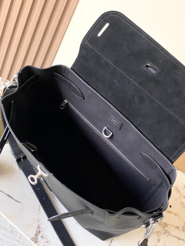 IMG_7309 Steamer LV réplica 1:1