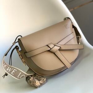 Gate dual Loewe replica exacta