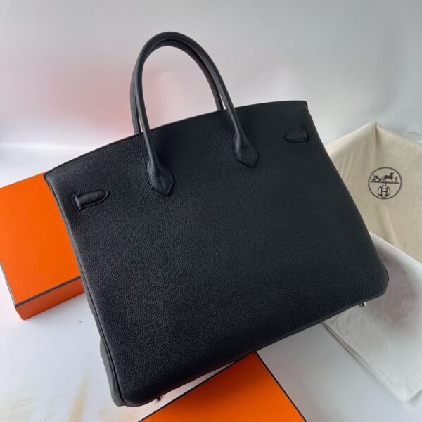 d03d5e4d-2fec-4e09-b473-a52918983143 Birkin 40 réplica 1:1