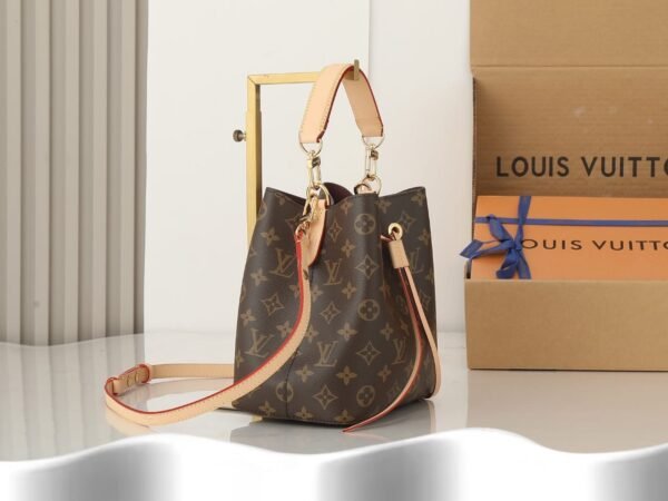 9ade1e6b-bcd1-40f7-8506-128620f61384 Bolso Néo Noé Lv réplica